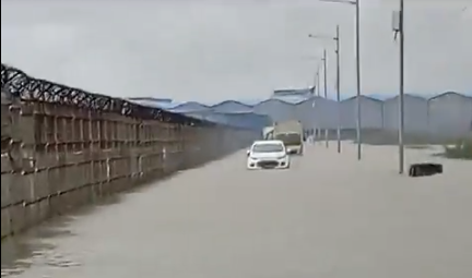 Banjir merendam 5 kecamatan di wilayah Tangerang, termasuk area perimeter utara Bandara Soetta. (tangkap layar X)